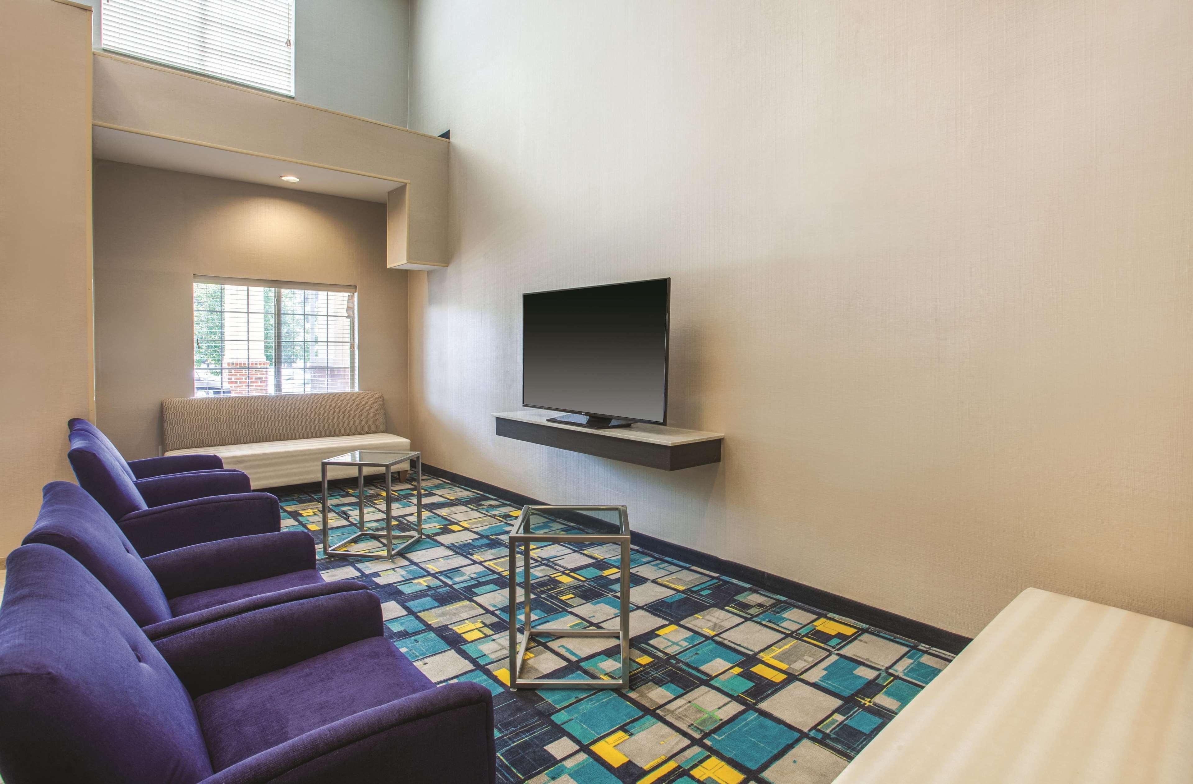 La Quinta Inn By Wyndham Richmond South Chester Εξωτερικό φωτογραφία